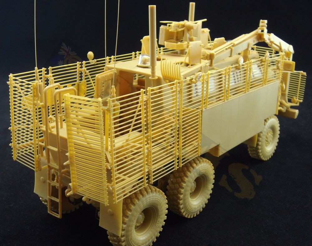 BUFFALO 6x6 MPCV w/Slat Armor & Spaced Armor Version – Image 5