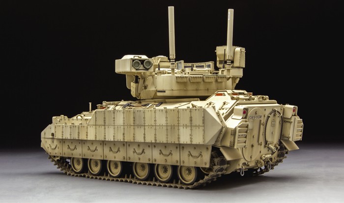 U.S. CAVALRY FIGHTING VEHICLE M3A3 BRADLEY w/BUSK III – Image 3