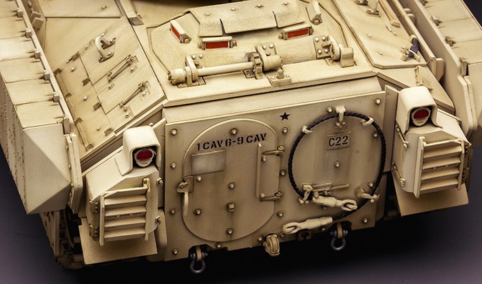 U.S. CAVALRY FIGHTING VEHICLE M3A3 BRADLEY w/BUSK III – Image 5