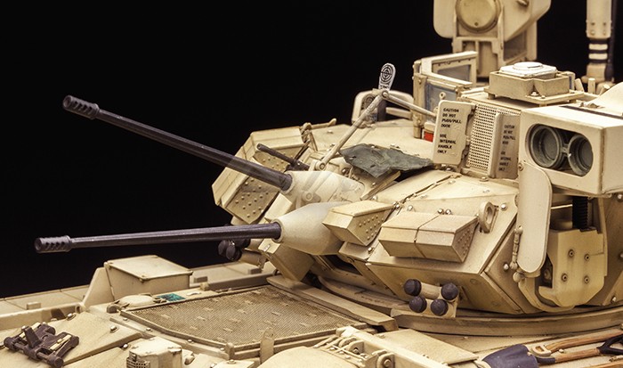 U.S. CAVALRY FIGHTING VEHICLE M3A3 BRADLEY w/BUSK III – Image 9