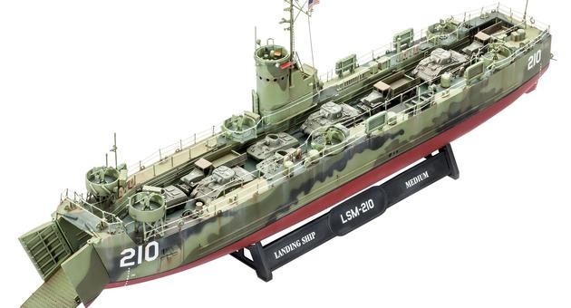 U.S.Navy Landing Ship Medium "early" – Image 3