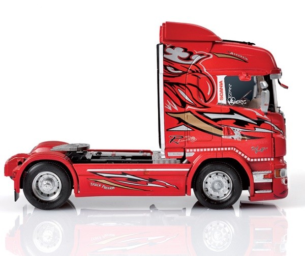Scania R560 V8 Highline''Red Griffin'' – Image 3
