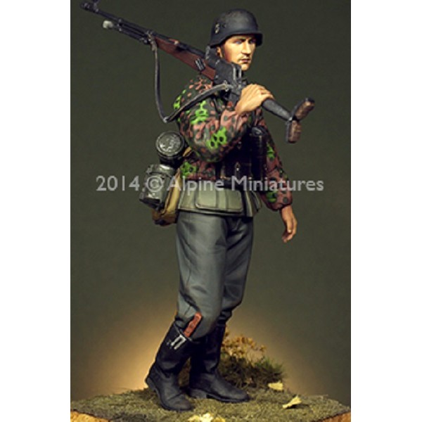 German Infantry with PzB 39 – Image 14