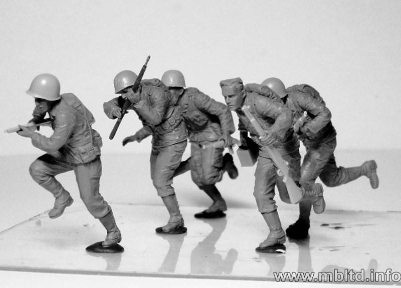Move, move, move!!! U.S. Soldiers Operation Overlord period, 1944 – Image 3