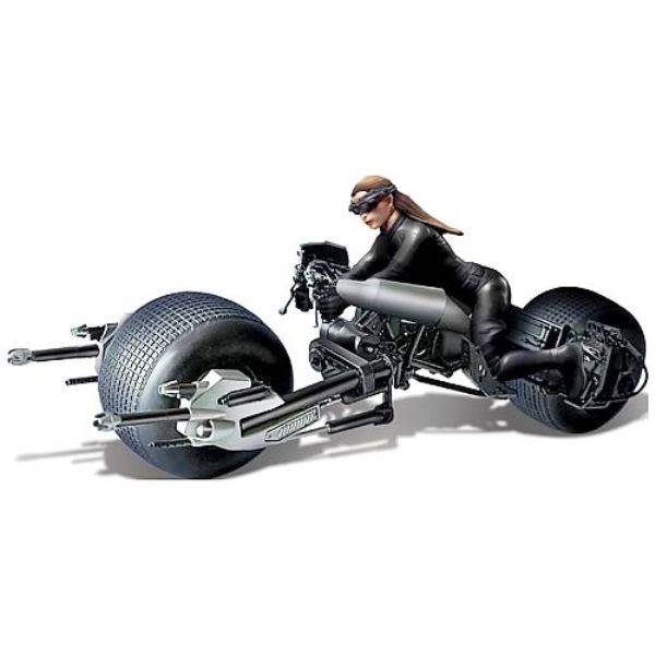 The Dark Knight Rises: Batpod with Catwoman – Image 2