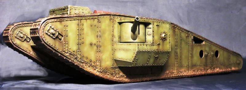 "TADPOLE" WWI TANK with rear mortar – Image 2