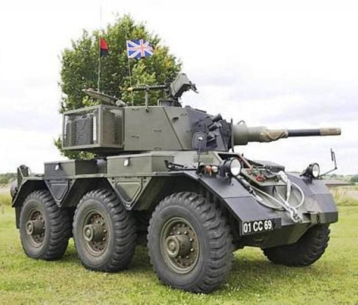 British Armored Car Saladin Mk.2 – Image 5