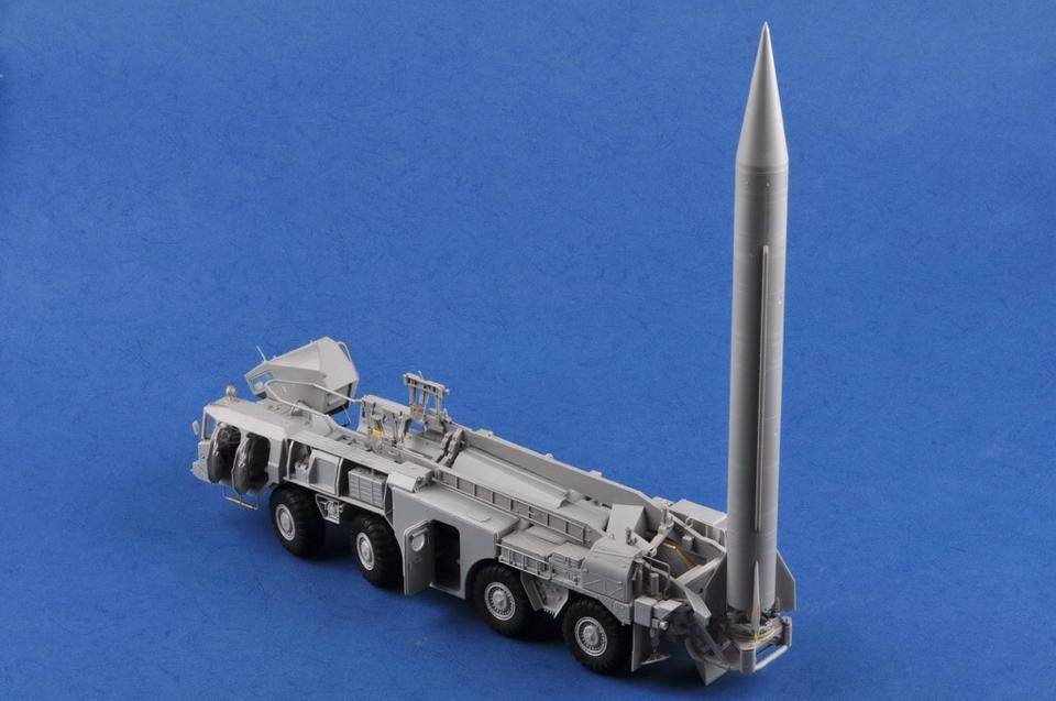 Soviet (9P117M1) Launcher with R17 Rocket of 9K72 Missile Complex Elbrus (Scud B) – Image 5