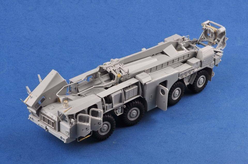 Soviet (9P117M1) Launcher with R17 Rocket of 9K72 Missile Complex Elbrus (Scud B) – Image 6