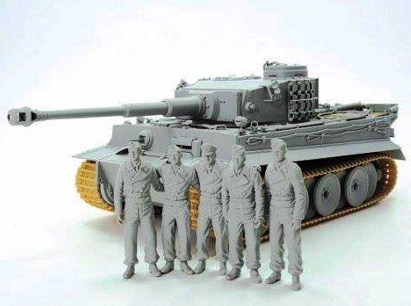 Tiger-1 Early Production Pz.Kpfw.VI,Ausf.E Wittmann's Command Tiger – Image 2