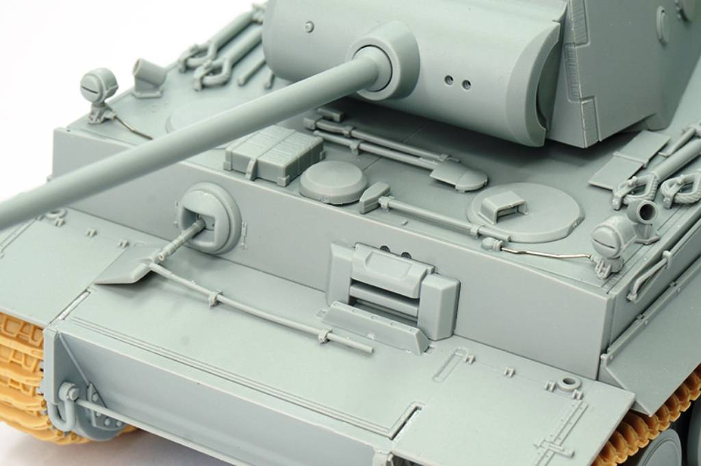 TIGER I Ausf.H2 7.5cm KwK 42 – Image 9