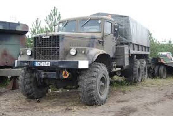 Russian KrAZ-260 Heavy Truck – Image 2