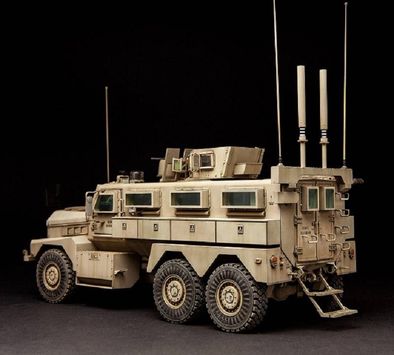 US COUGAR 6x6 MRAP Vehicle – Image 3