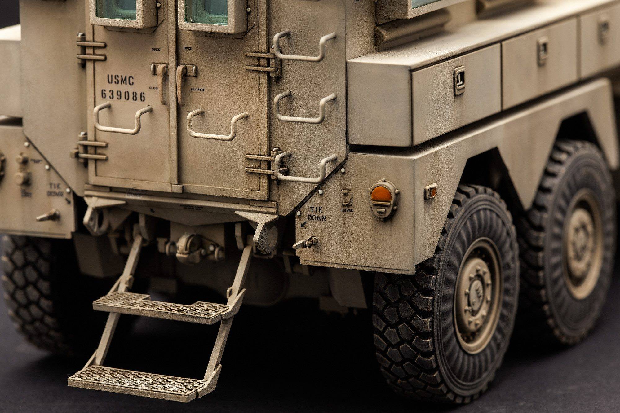 US COUGAR 6x6 MRAP Vehicle – Image 6