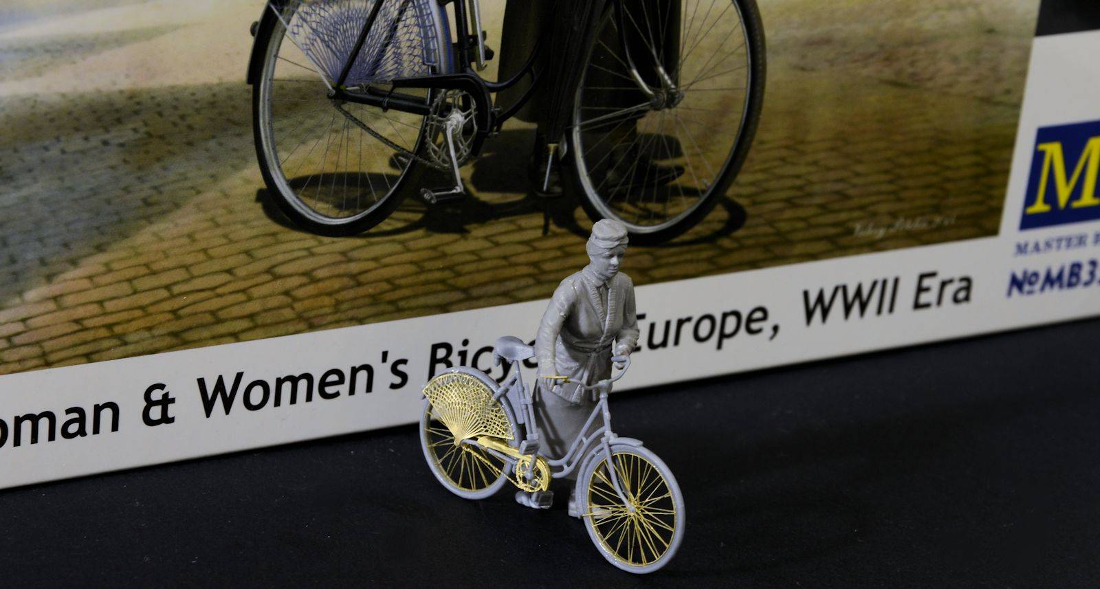 Frau Muller - Woman & Womens Bicycle Europe WWII Era – Image 13