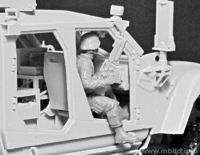 Man Down! US Modern Army, Middle East, Present day – Image 5