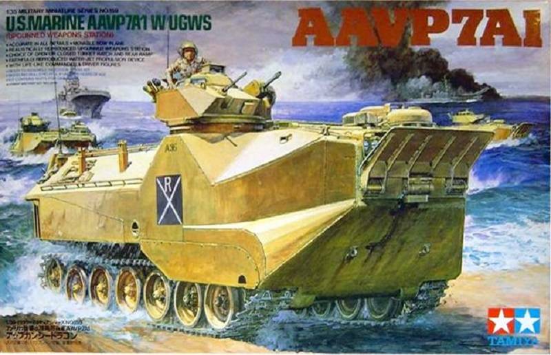 U.S Marine AAVP7A1 w/ugws