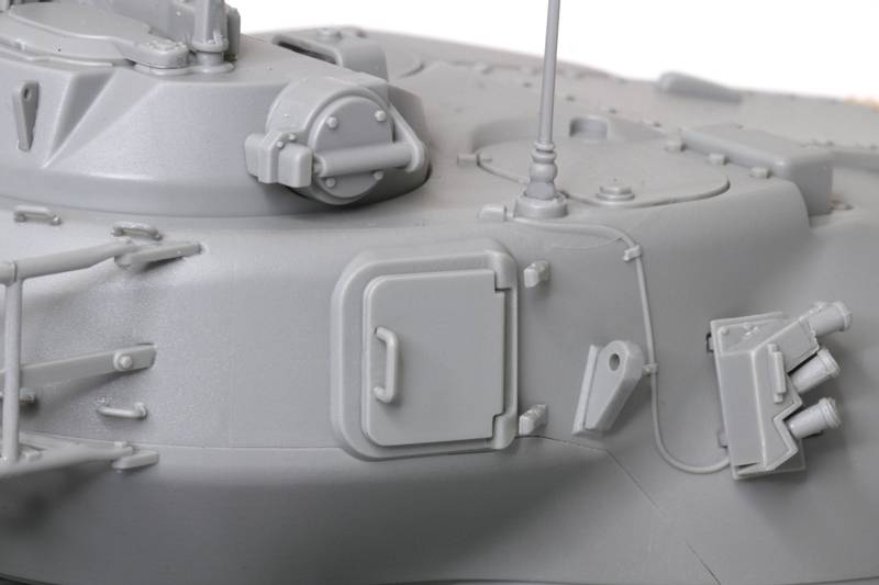 British Heavy Tank Conqueror Mark 2 – Image 10
