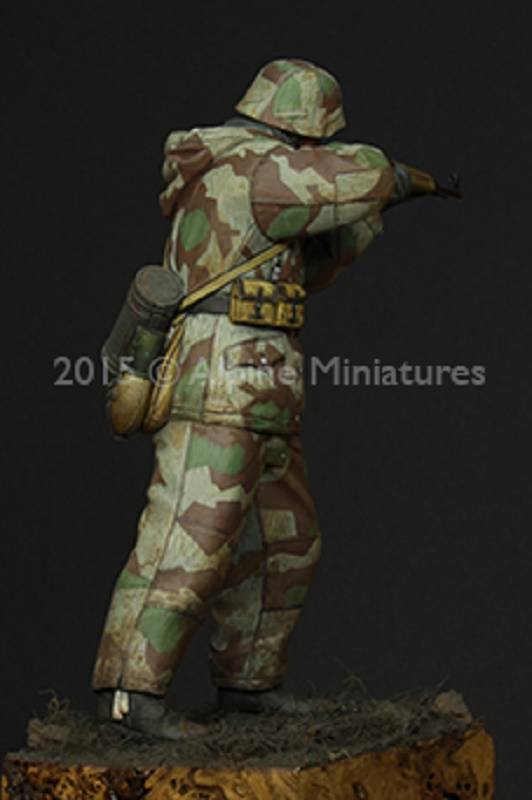 German Grenadier – Image 12