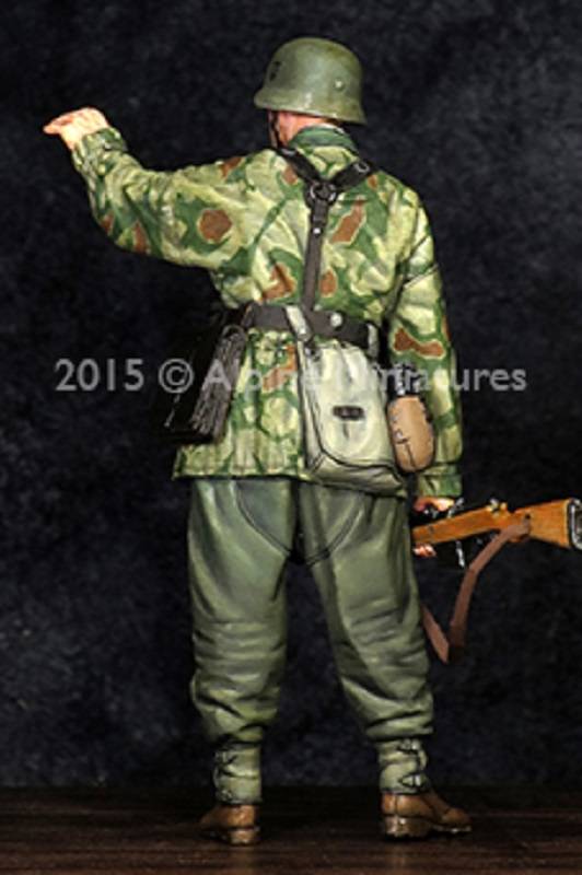 German Grenadier NCO – Image 9