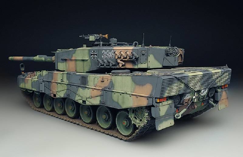 German Main Battle Tank Leopard 2 A4 – Image 3