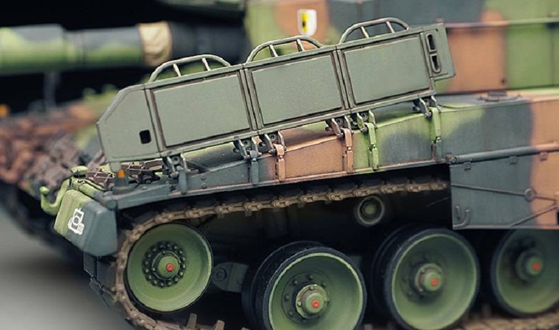 German Main Battle Tank Leopard 2 A4 – Image 9