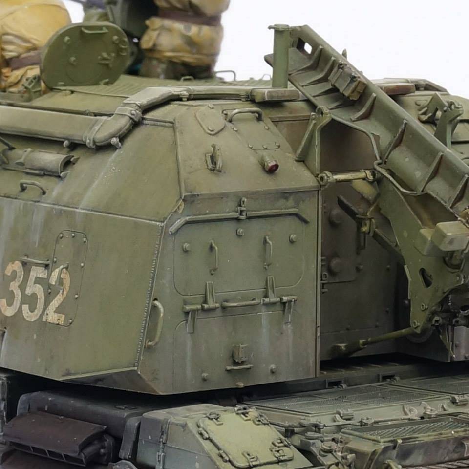 Russian 2S19 Self-propelled 152mm Howitzer – Image 12