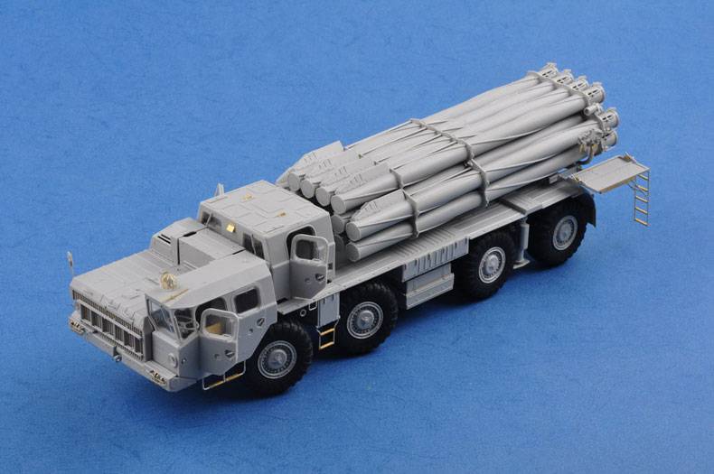 Russian 0A52-2 SMERCH-M Multiple Rocket Launcher of RSZO 8K58 SMERCH MLRS – Image 4