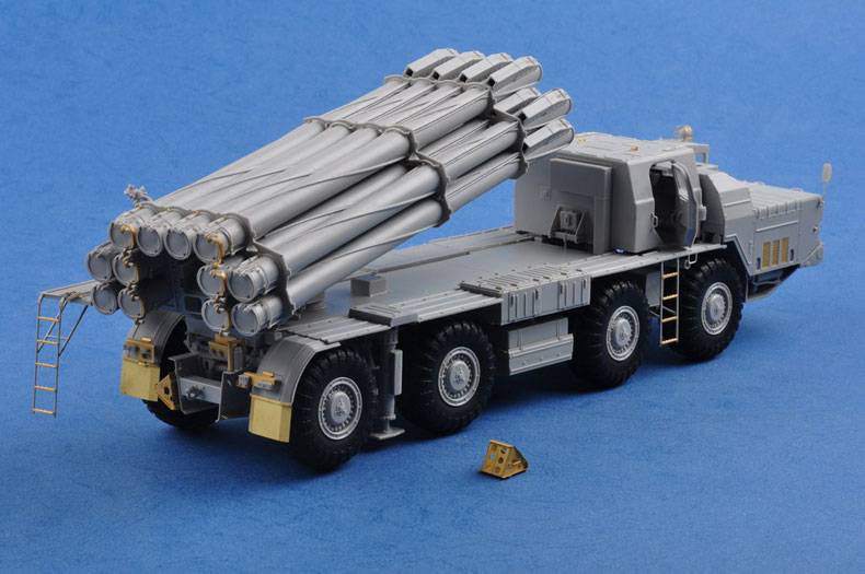 Russian 0A52-2 SMERCH-M Multiple Rocket Launcher of RSZO 8K58 SMERCH MLRS – Image 6