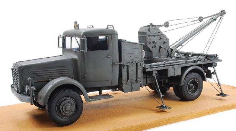Bussing NAG L4500A German Kfz 100 with Bilstein 3T Crane – Image 2