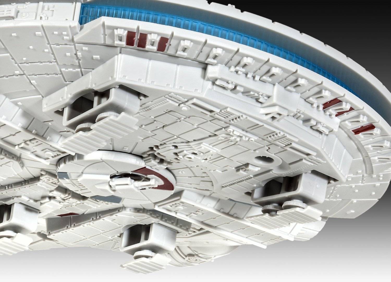Millennium Falcon Build & Play Lights/Sound Series Star Wars – Image 3