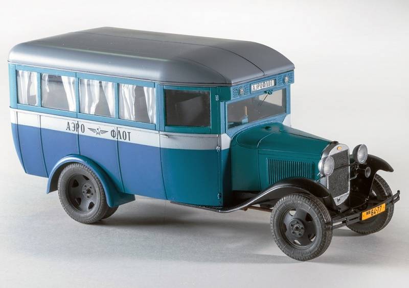 PASSENGER BUS GAZ-03-30 – Image 2