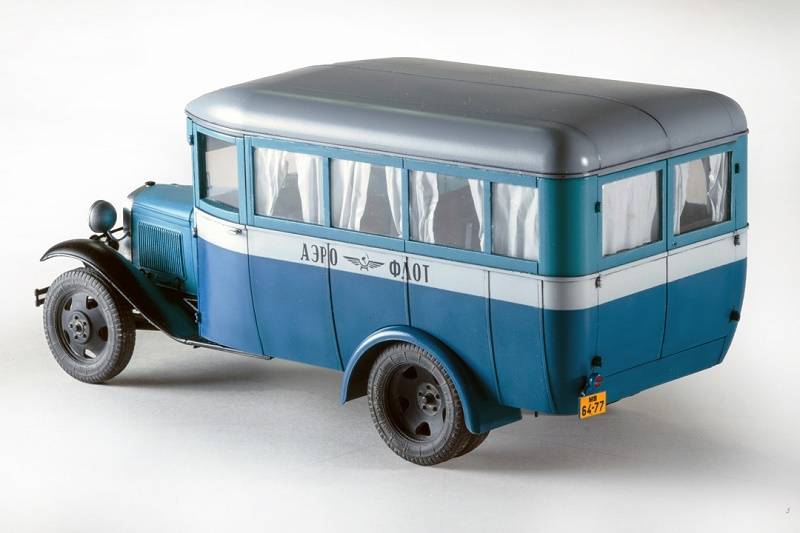 PASSENGER BUS GAZ-03-30 – Image 4