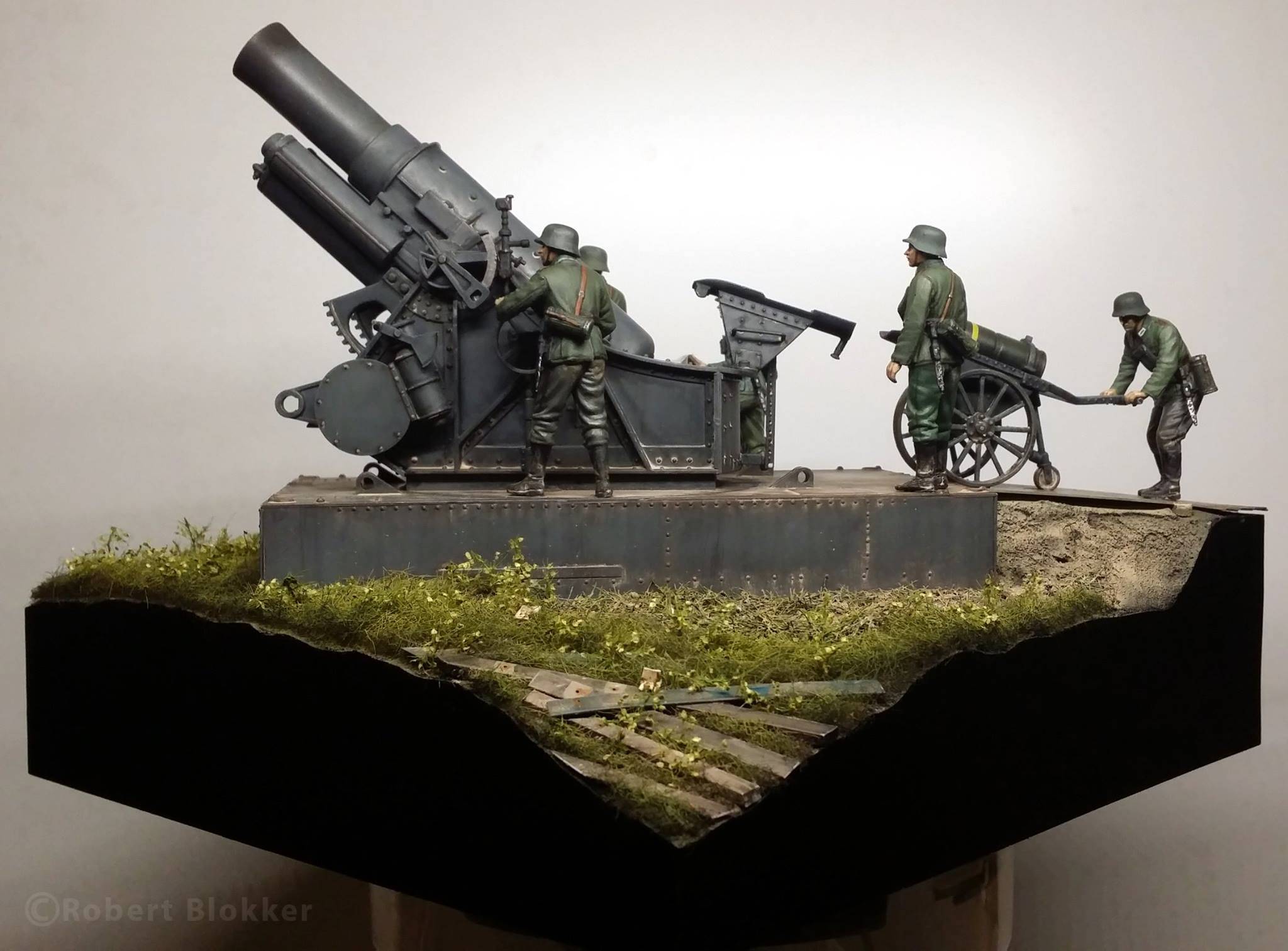 SKODA 42CM M.1917 HEAVY SIEGE HOWITZER w/ Erich von Manstein Siege Of Sevastopol 1942 – Image 12