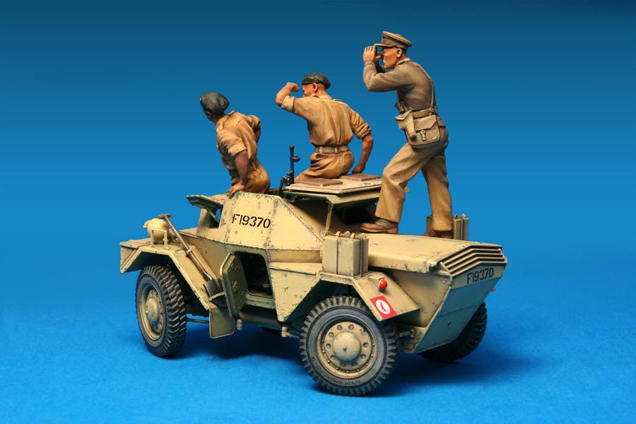 DINGO Mk.1b BRITISH SCOUT CAR w/CREW – Image 4