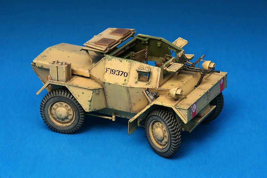 DINGO Mk.1b BRITISH SCOUT CAR w/CREW – Image 8