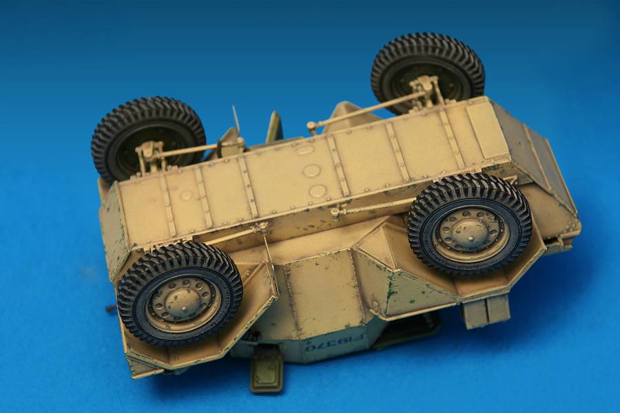 DINGO Mk.1b BRITISH SCOUT CAR w/CREW – Image 12