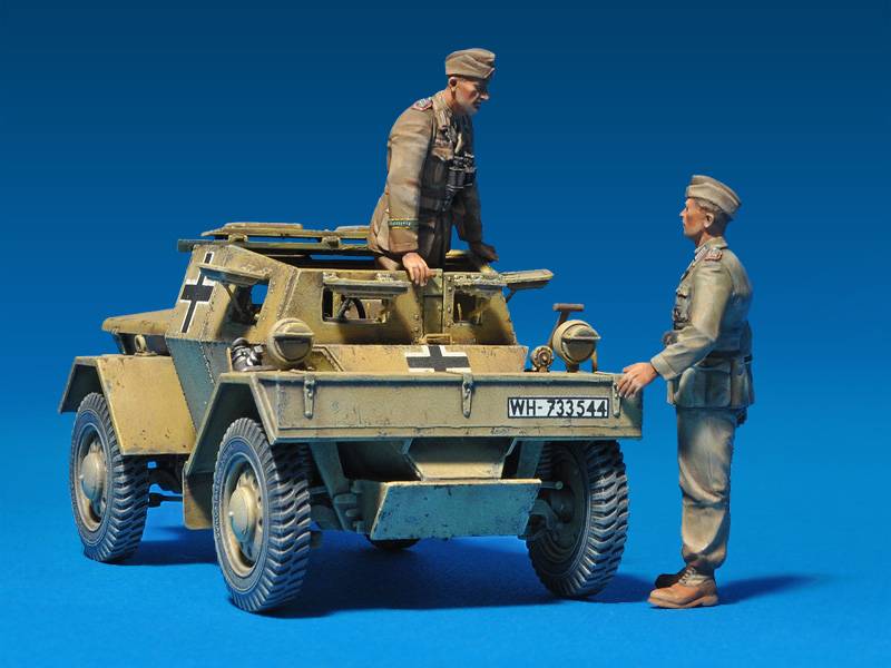 LEICHTER Pz.kpfw. 202(e) w/CREW DINGO Mk.I – Image 2