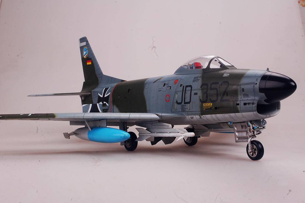 F-86K Sabre Dog – Image 17