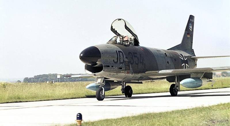 F-86K Sabre Dog – Image 29