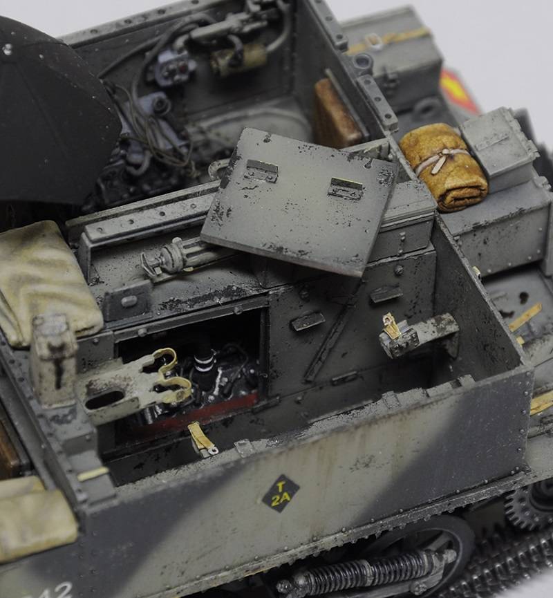Engine cover Universal Carrier – Image 2