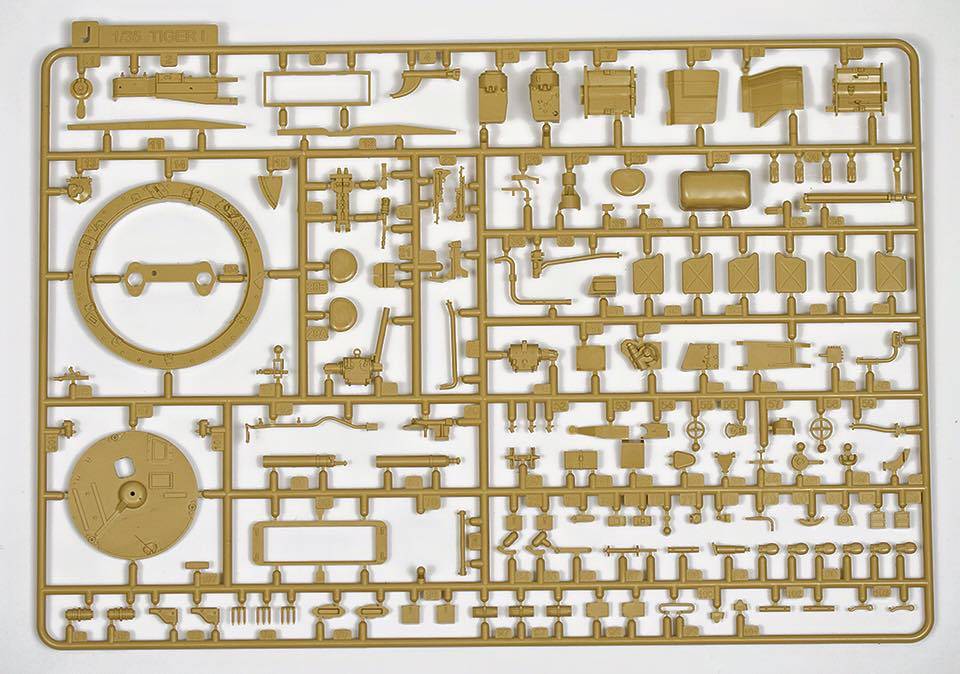 Pz.kpfw.VI Ausf. E Early Production Tiger I S.PZ.ABT. 503 Eastern Front 1943 w/full interior – Image 8
