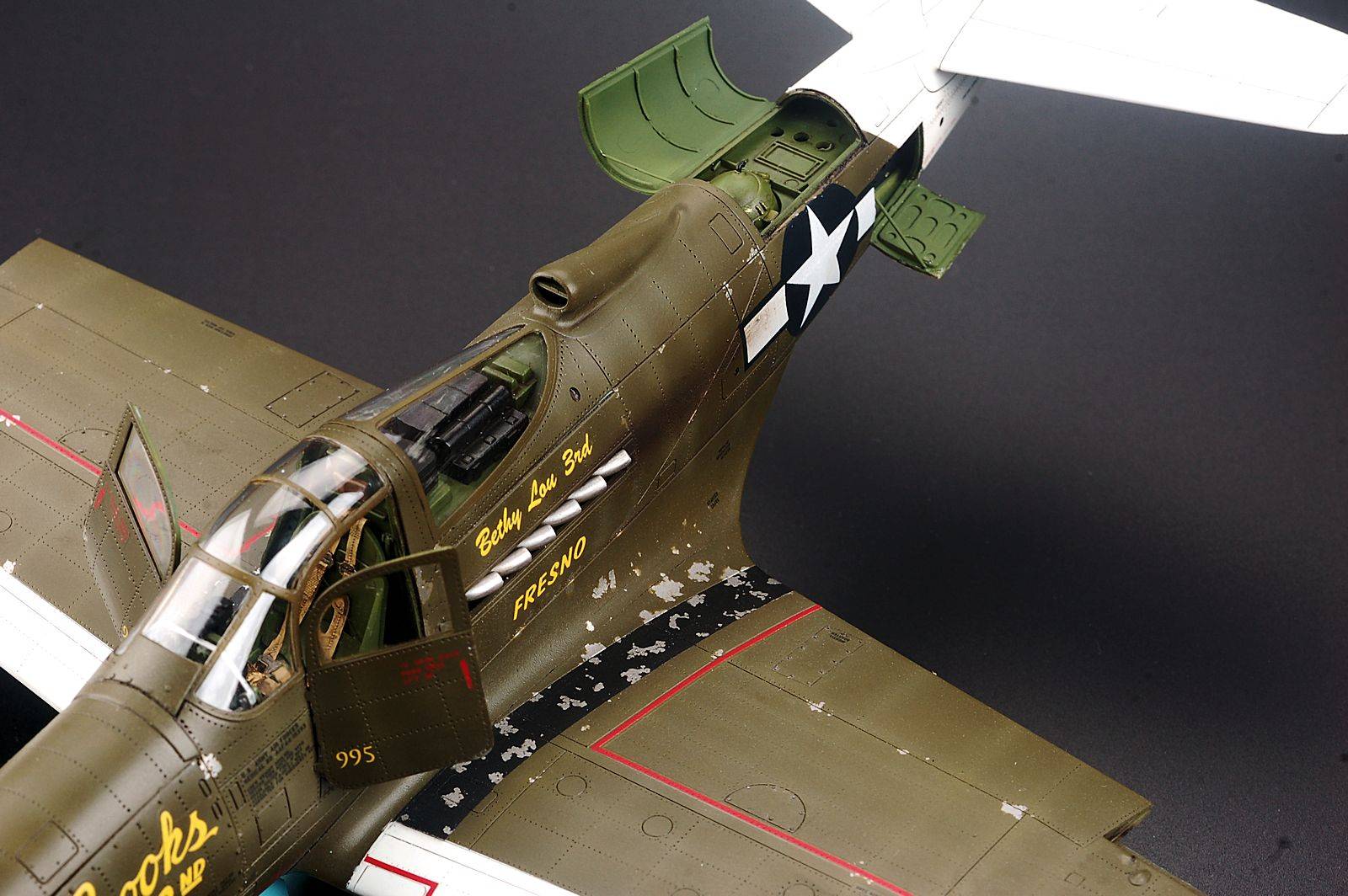 P-39N/Q Airacobra – Image 23