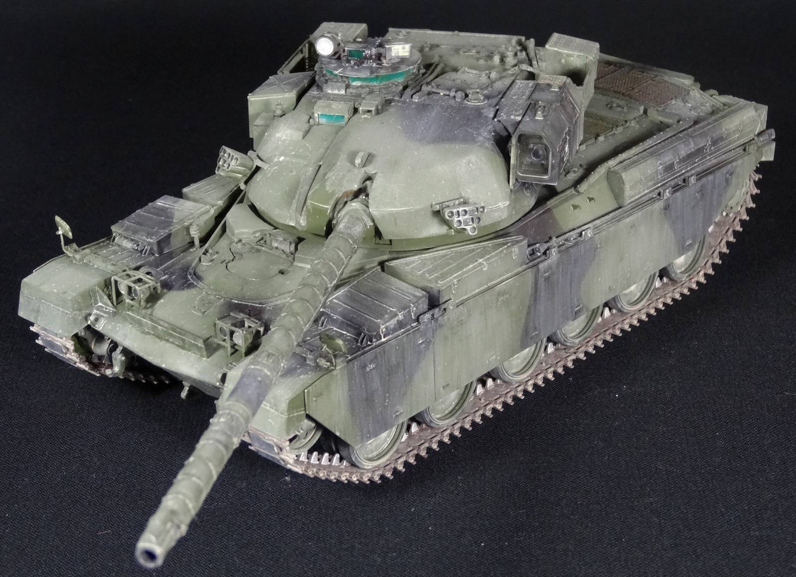 British Main Battle Tank Chieftain Mk.11 – Image 5