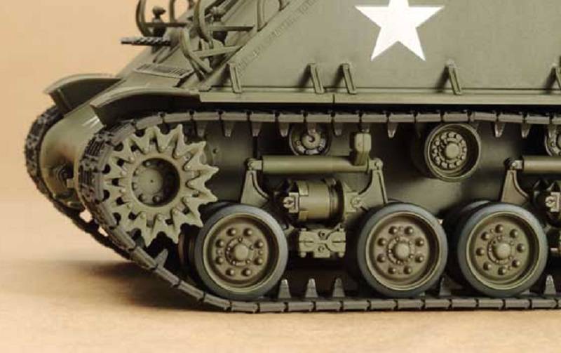 US Medium Tank M4A3E8 Sherman "Easy Eight" – Image 4