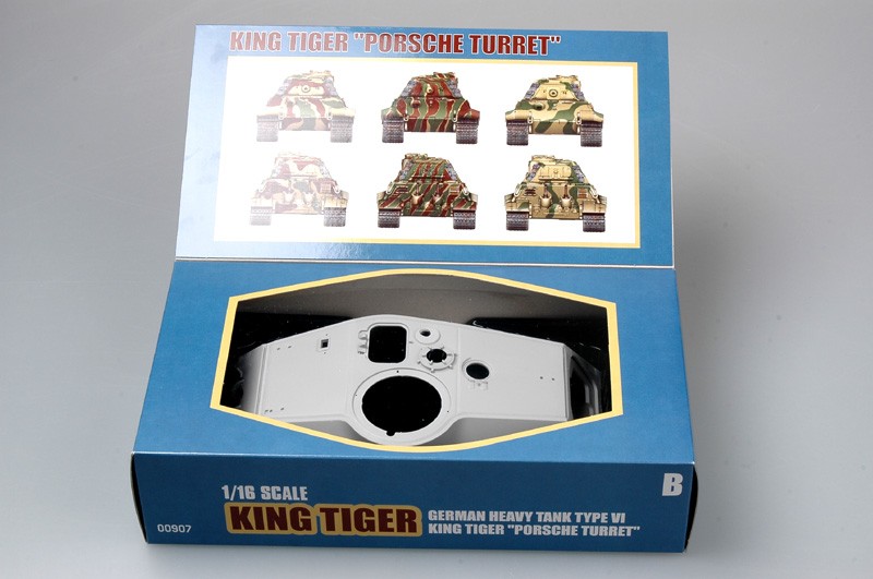 TIGER II PORSCHE W/INTERIOR 1/16ème – Image 14