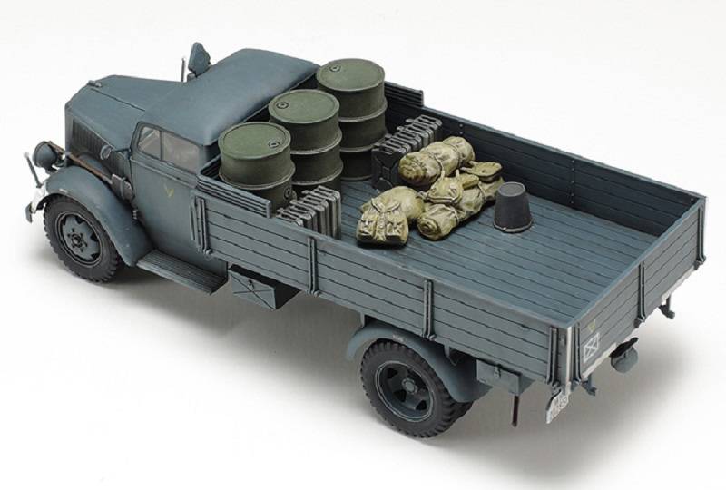 German 3ton 4x2 Cargo Truck – Image 3