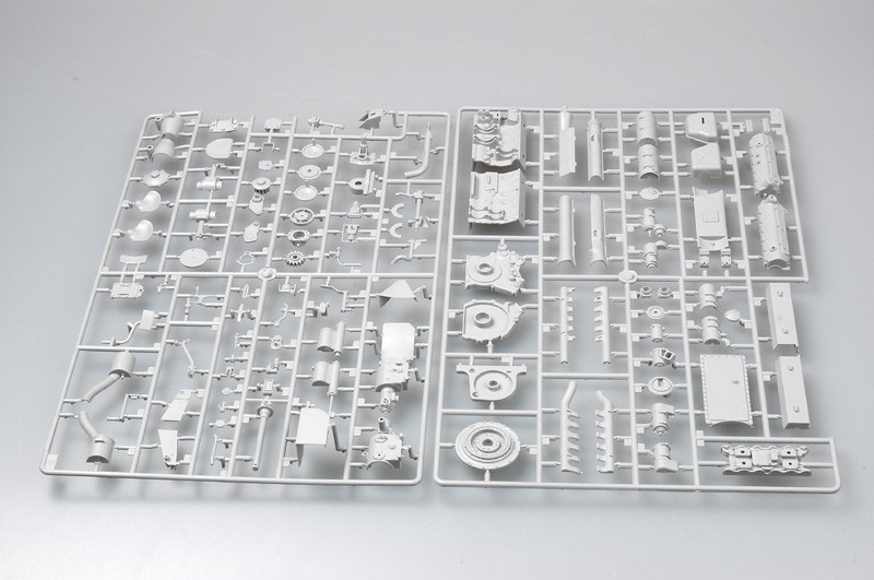 TIGER II PORSCHE W/INTERIOR 1/16ème – Image 18
