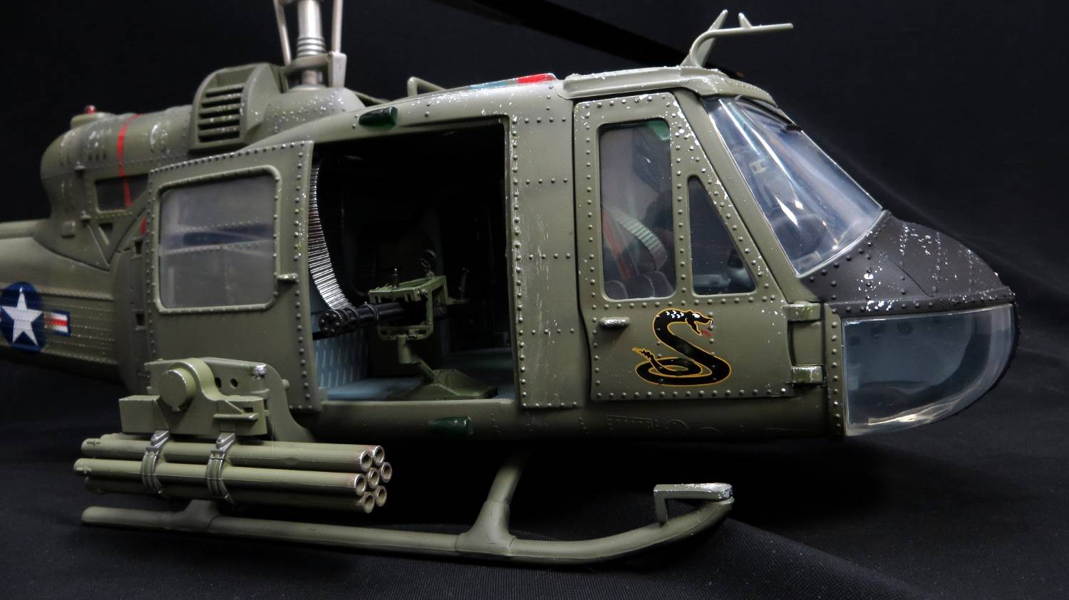 UH-1B – Gun Ship 501st Aviation Battalion “Firebirds” – Image 9