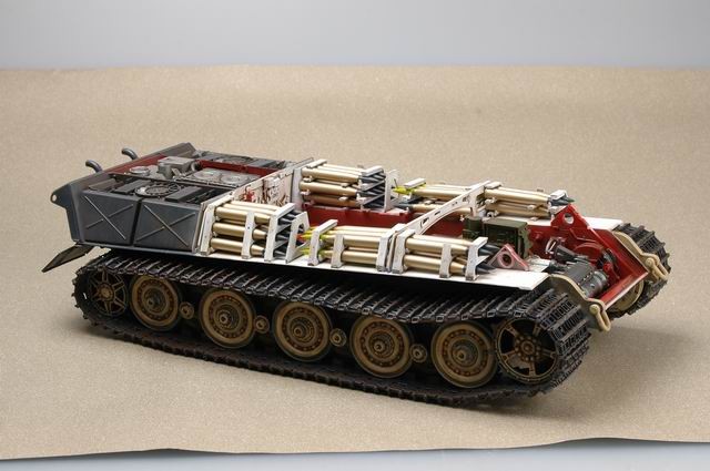 TIGER II PORSCHE W/INTERIOR 1/16ème – Image 35